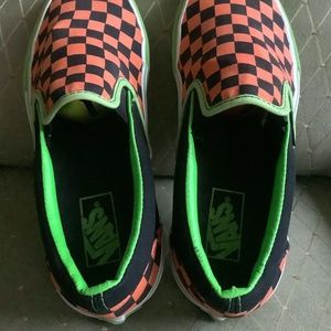 VANS Checkerboard Slip On - womens size 8 - Green/orange